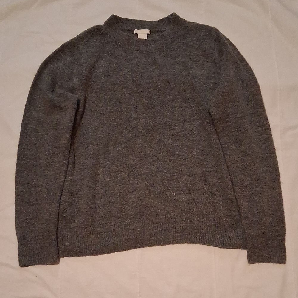 Gray H and M Sweater - Picture 4 of 6